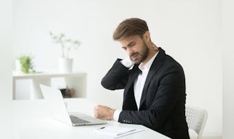 疲れを取る簡単ストレッチメニュー。...
