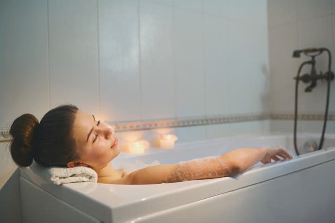 風呂上がりストレッチの効果｜体が温まり、筋肉をほぐしやすい
