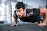 スロートレーニングの効果的なやり方。短期間の筋肥大に効く筋トレ方法とは？