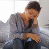 恋愛で不安を感じる理由。心配性な女性が試すべき最適な対処法とは?