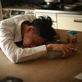 社会人が辛いと思う理由とは?仕事のきつい時...