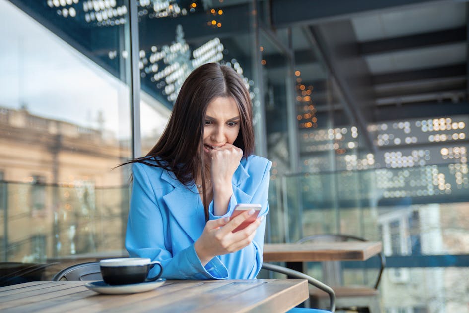 彼女がイライラしてる時の対処法 怒っている恋人への上手な対応を解説 Smartlog