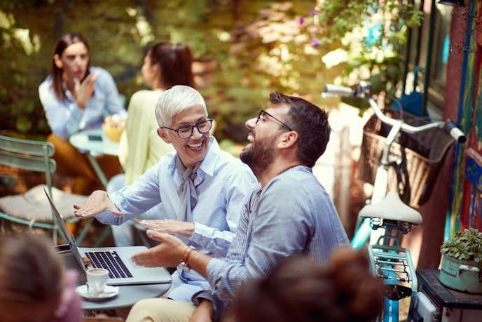 うざい人に共通する特徴7つ 上手な対処法 付き合い方を大公開 Smartlog うざい人に共通する特徴7つ 上手な対処法 付き合い方を大公開 Smartlog