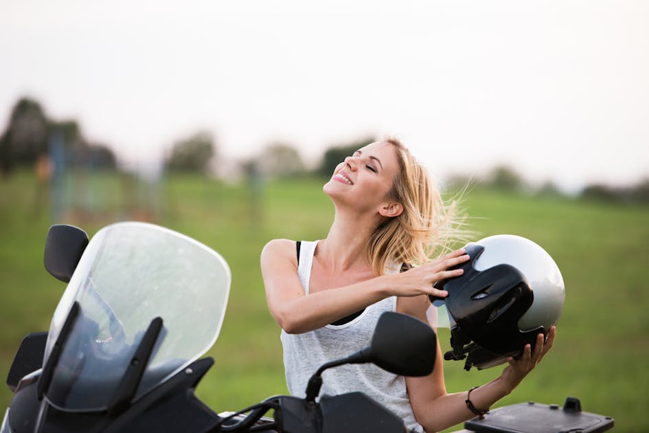 オフロードヘルメットのおすすめ15選 ツーリングにも最適なバイク用品を解説 Smartlog オフロードヘルメットのおすすめ15選 ツーリングにも最適なバイク用品を解説 Smartlog