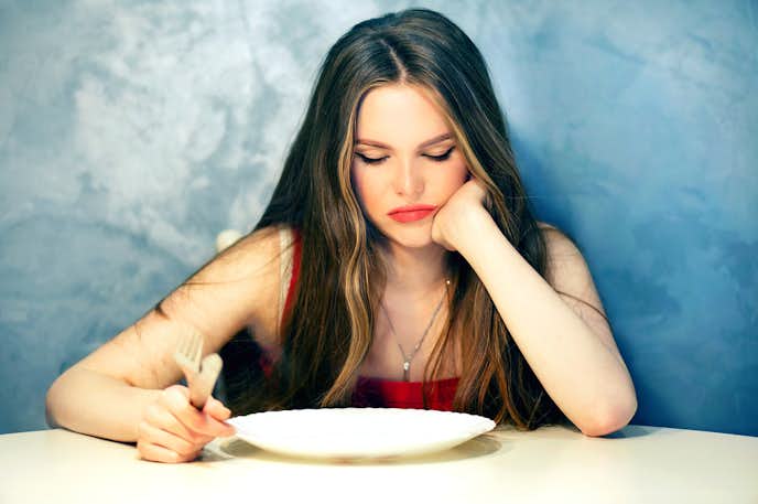 ダイエット中にお腹がすいた時の対処法 空腹を紛らわすコツも大公開 Smartlog