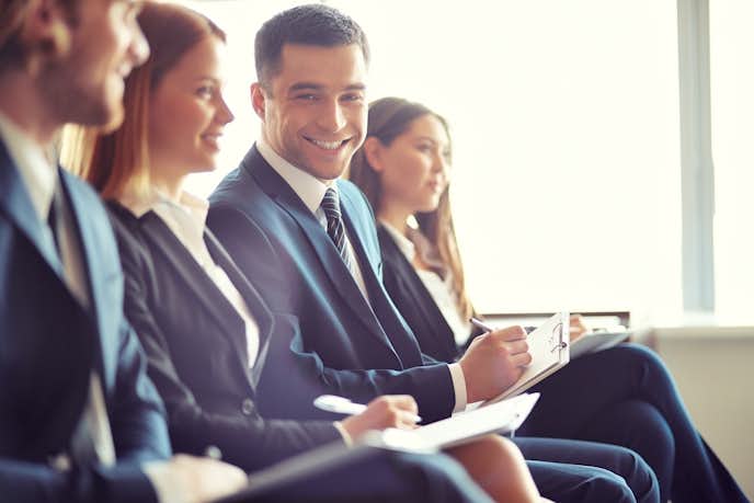 運がいい人と悪い人の特徴とは 運を引き寄せる12の習慣を大公開 Smartlog 運がいい人と悪い人の特徴とは 運を引き寄せる12の習慣を大公開 Smartlog