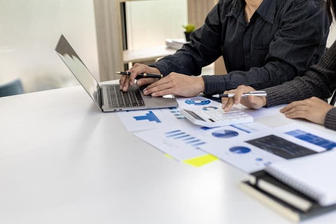 運がいい人と悪い人の特徴とは 運を引き寄せる12の習慣を大公開 Smartlog 運がいい人と悪い人の特徴とは 運を引き寄せる12の習慣を大公開 Smartlog