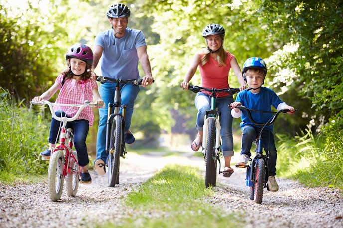 子供のいる家庭の休日の過ごし方はサイクリング