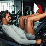 レッグプレスは足の位置で効果が変わる!太も...