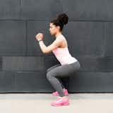 スクワットは足幅で効果が変わる！狭め〜広めで鍛えられる筋肉部位の違いとは？