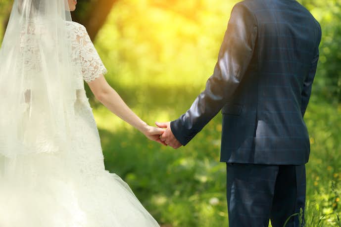 夢占い 元彼と結婚する夢の意味 未練がない 結婚式をあげるなど状況別に解説 Smartlog 夢占い 元彼と結婚する夢の意味 未練がない 結婚式をあげるなど状況別に解説 Smartlog