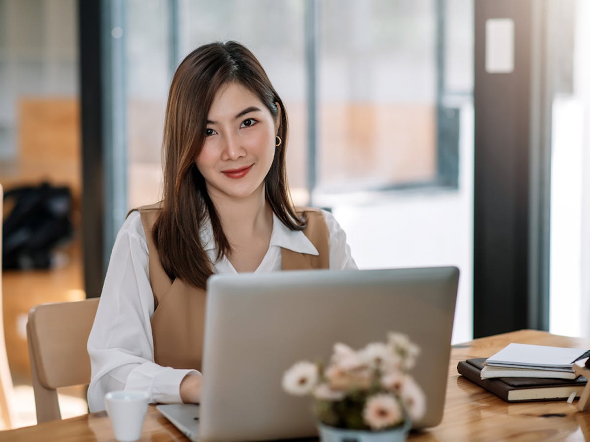 あまのじゃくな女性の扱い方8つ 素直になれない天邪鬼女子のトリセツとは Smartlog あまのじゃくな女性の扱い方8つ 素直になれない天邪鬼女子のトリセツとは Smartlog