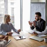 一線を引く人の11の特徴。職場で距離をとる“メリット&デメリット”とは?