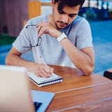 男性が“会いたくてたまらない”と思う8つの...
