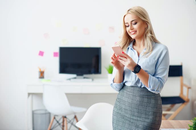 急に未読スルーをする女性心理8つ 未読無視のlineを復活させる最強の対処法とは Smartlog 急に未読スルーをする女性心理8つ 未読無視のlineを復活させる最強の対処法とは Smartlog