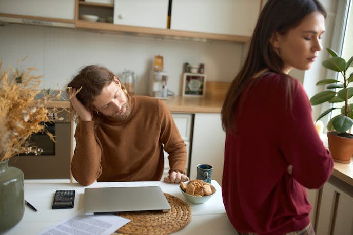 体調を心配してくれる女性って脈あり 好意があるか分かる4つの行動パターン Smartlog 体調を心配してくれる女性って脈あり 好意があるか分かる4つの行動パターン Smartlog