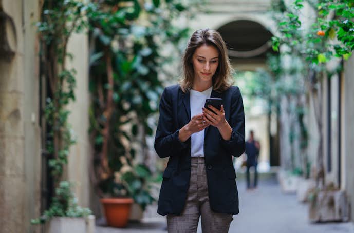 男性からのlineが急にそっけないのはなぜ 冷たい返事がきた時の対処法を紹介 Smartlog 男性からのlineが急にそっけないのはなぜ 冷たい返事がきた時の対処法を紹介 Smartlog