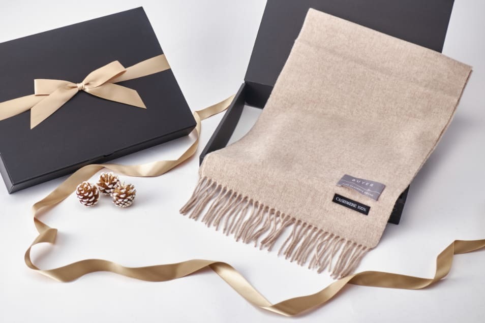 彼女のクリスマスプレゼントに贈るマフラー特集 人気レディースブランド21 最高のクリスマスプレゼント21 By Smartlog