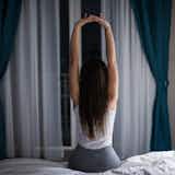 寝る前におすすめのストレッチ7選。数分で睡眠の質を上げる方法を大公開!