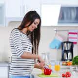 妊娠中に安全にダイエットする方法。無理なく痩せる食事&運動方法とは?