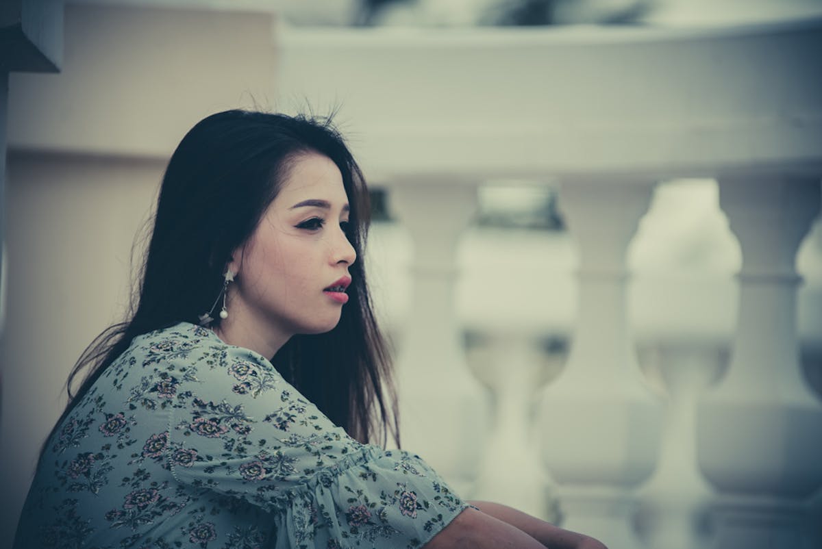 片思いの失恋ソング特集21 男性も女性も切なくて泣ける人気の名曲とは Smartlog 片思いの失恋ソング特集21 男性も女性も切なくて泣ける人気の名曲とは Smartlog