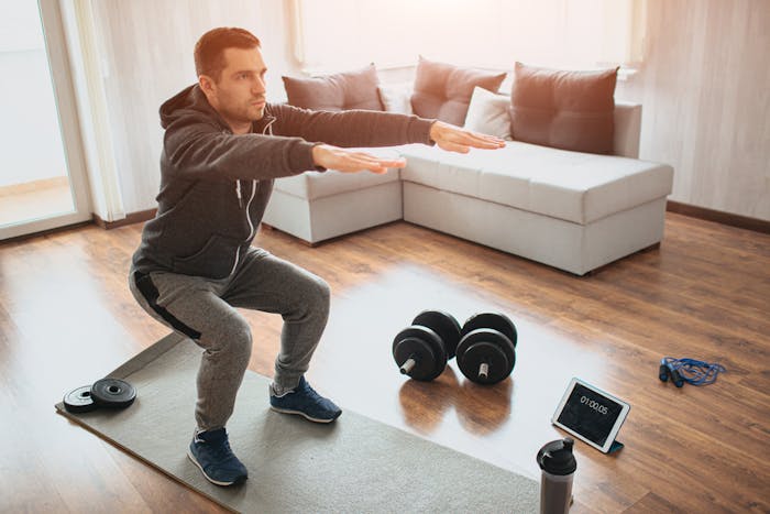 男性向け 太もも痩せのコツとは 下半身を細くするダイエット方法 Smartlog 男性向け 太もも痩せのコツとは 下半身を細くするダイエット方法 Smartlog