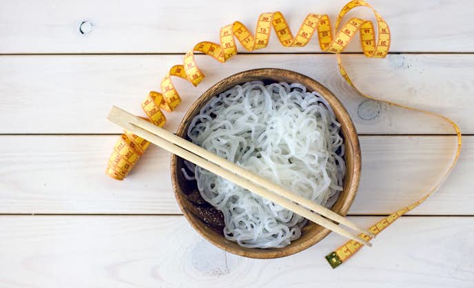 しらたきで簡単ダイエット 効果的なやり方 おすすめの痩せレシピを大公開 Smartlog しらたきで簡単ダイエット 効果的なやり方 おすすめの痩せレシピを大公開 Smartlog