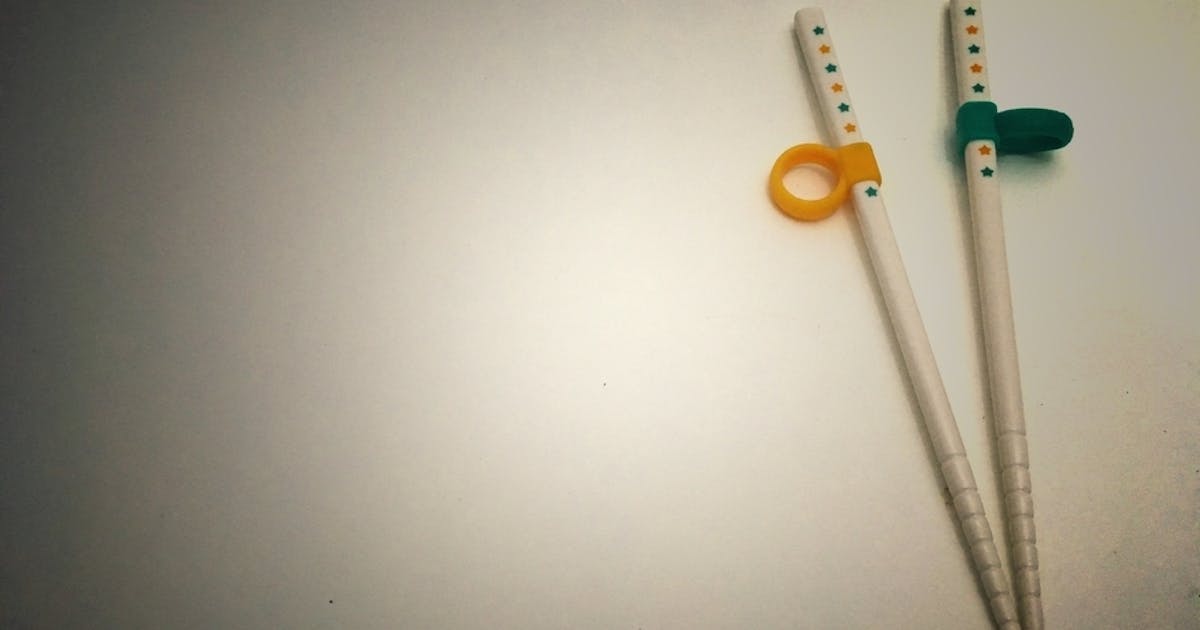 子供向け矯正箸のおすすめ12選 クセを直して正しい持ち方を習慣化する人気商品とは Smartlog