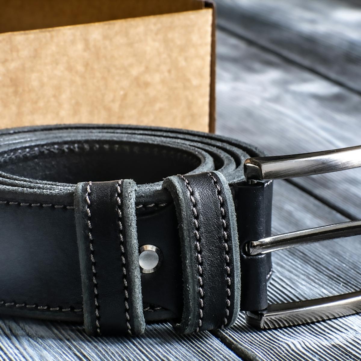 男性向け プレゼントにおすすめのベルト10選 ベルトを贈る意味ってあるの Smartlog 男性向け プレゼントにおすすめのベルト10選 ベルトを贈る意味ってあるの Smartlog