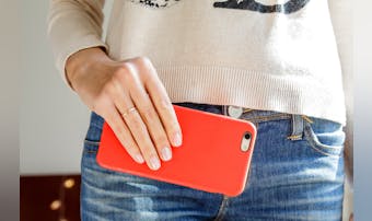 スマホケースを作成できるアプリのお...