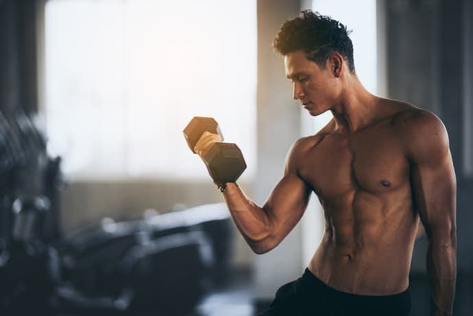 筋トレを始めて3ヶ月で効果を出す方法 短期間で成果が出るトレーニング方法を紹介 Smartlog 筋トレを始めて3ヶ月で効果を出す方法 短期間で成果が出るトレーニング方法を紹介 Smartlog