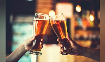 ノンアルコールビールでダイエットできる？｜効果と痩せる方法を解説！