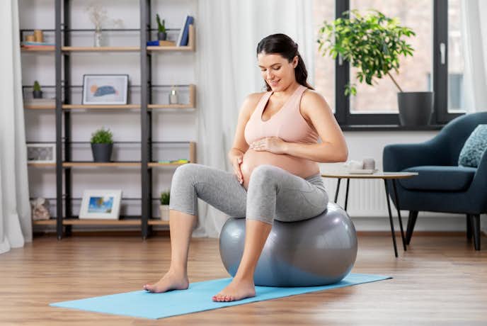 妊婦におすすめの筋トレ法 無理なくできるマタニティトレーニングを解説 Smartlog