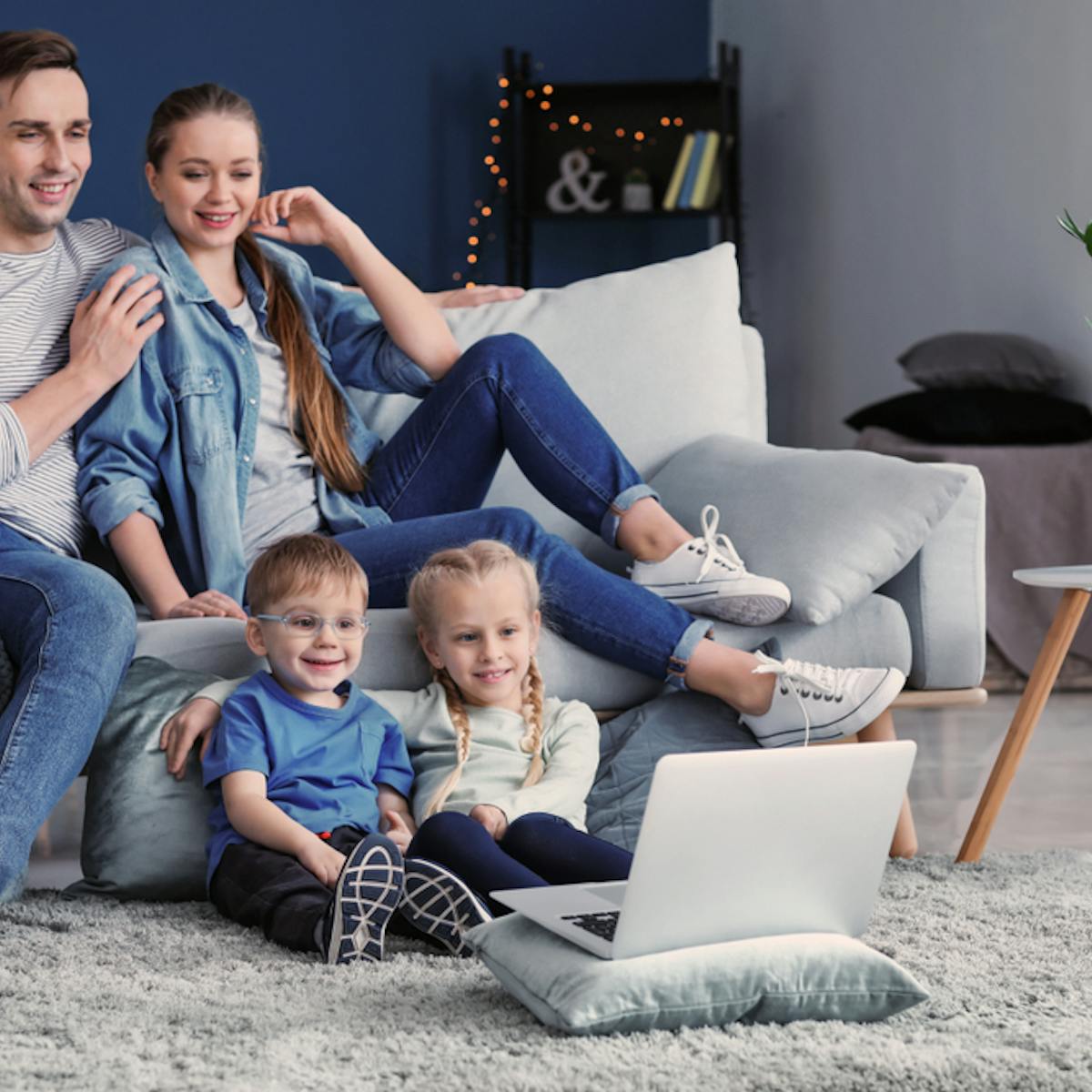 ワンピース映画の歴代主題歌まとめ 劇場版のサウンドに採用された名曲とは セレクト ワンピース映画の歴代主題歌まとめ 劇場版のサウンドに採用された名曲とは セレクト