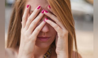 片思いで苦しいと感じる要因とは?好...