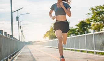 ランニングダイエットの効果的なやり方 短期間で痩せるトレーニング方法とは Smartlog ランニングダイエットの効果的なやり方 短期間で痩せるトレーニング方法とは Smartlog