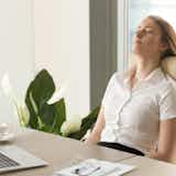 腰痛持ちにおすすめの椅子15選。腰の負担を軽減する人気商品を大公開!