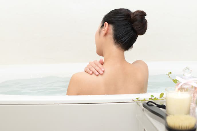 お風呂でできるストレッチメニュー _腰痛や肩こりにも効果的なおすすめエクササイズを紹介！