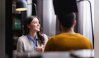 付き合ってない男性とデートする際の...