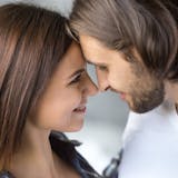 彼氏との初キスを成功させるコツとは?男性が...