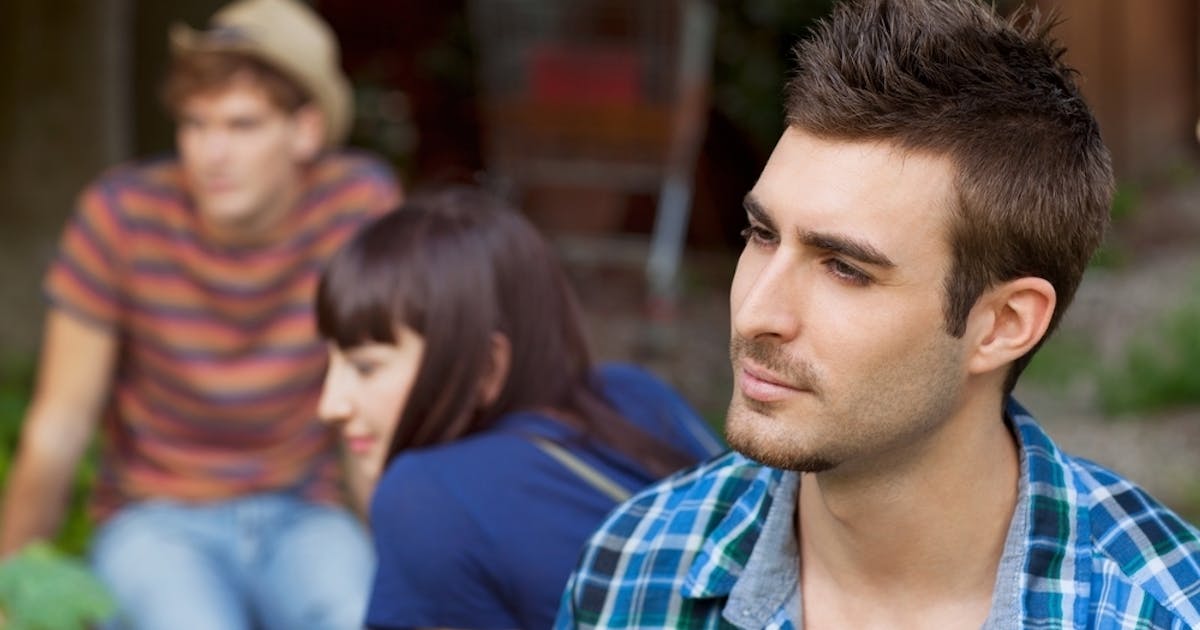 好きな人に素直になれない男の特徴とは 素直じゃない男性の好意を確かめるコツを紹介 Smartlog 好きな人に素直になれない男の特徴とは 素直じゃない男性の好意を確かめるコツを紹介 Smartlog