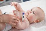 赤ちゃん用体温計のおすすめ8選｜素早く検温できる非接触式も大公開