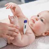 赤ちゃん用体温計のおすすめ8選｜素早く検温できる非接触式も大公開