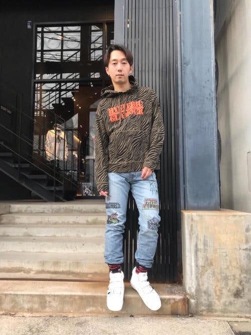 白スニーカーのメンズ人気おすすめアイテム13選 白スニコーデで春夏秋冬を制す Smartlog 白スニーカーのメンズ人気おすすめアイテム13選 白スニコーデで春夏秋冬を制す Smartlog