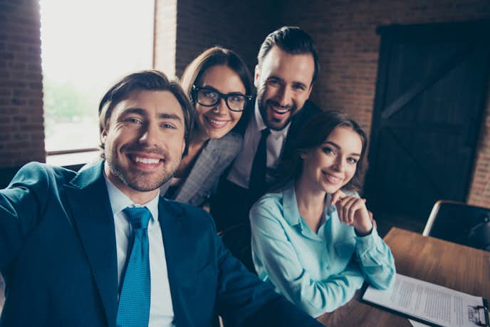 本当は頭がいい人の特徴とは 勉強の良し悪しとは違う 地頭がいい人 の共通点を紹介 Smartlog 本当は頭がいい人の特徴とは 勉強の良し悪しとは違う 地頭がいい人 の共通点を紹介 Smartlog