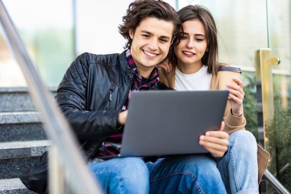 好きな人に嫉妬するのはどうして 妬いてしまった時の対処法を大公開 Smartlog