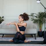 二の腕を引き締めるストレッチメニュー|簡単に腕が細くできる方法とは?