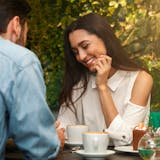 友達以上恋人未満の関係が楽チン。ちょうどい...