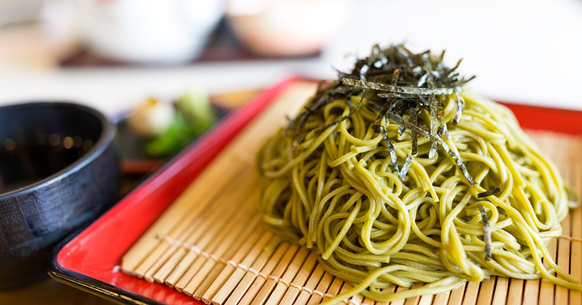 茶そばのおすすめ8選 お茶の香りや味が楽しめる美味しいお蕎麦とは Smartlog 茶そばのおすすめ8選 お茶の香りや味が楽しめる美味しいお蕎麦とは Smartlog