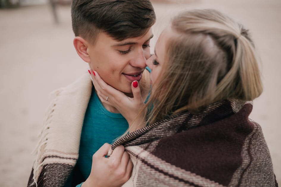 女子必見 彼氏が喜ぶキスの仕方は何 男がキュンとするキスを徹底レクチャー Smartlog
